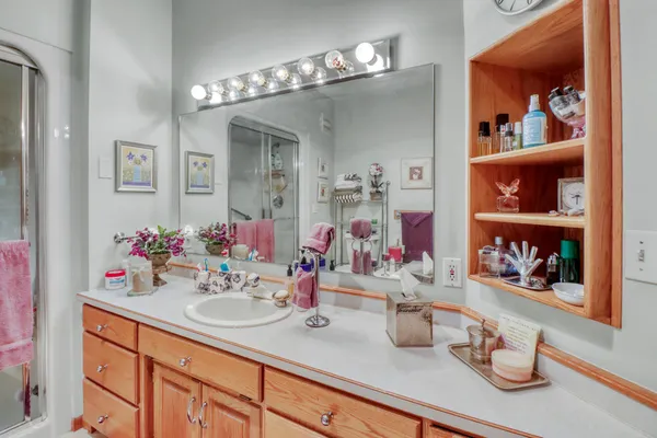 $525,000 | 2709 30th Avenue South, Fargo, ND 58103