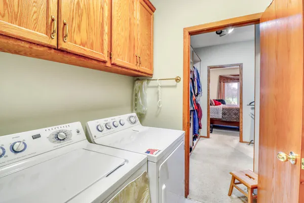 $525,000 | 2709 30th Avenue South, Fargo, ND 58103