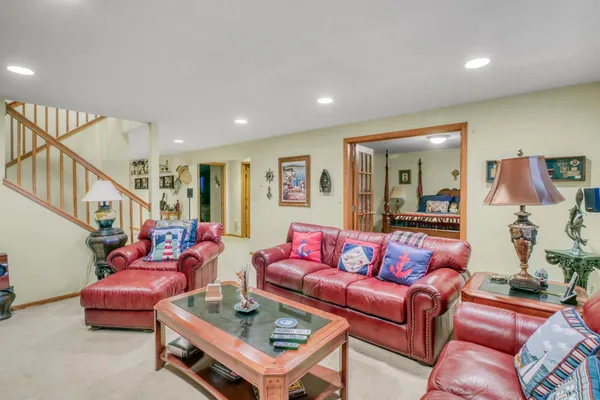 $525,000 | 2709 30th Avenue South, Fargo, ND 58103
