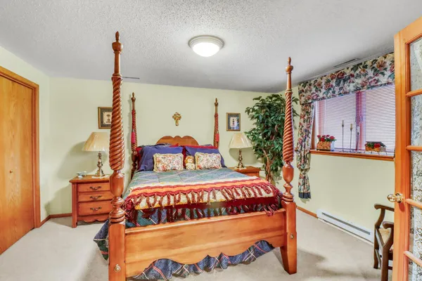 $525,000 | 2709 30th Avenue South, Fargo, ND 58103