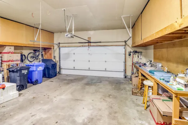 $525,000 | 2709 30th Avenue South, Fargo, ND 58103