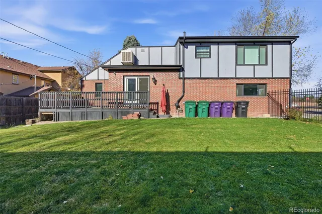 $925,000 | 301 South Poplar Street, Denver, CO 80224
