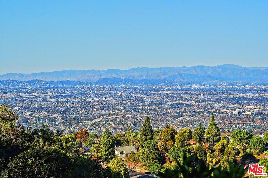 27046 Freeport Road Rancho Palos Verdes, CA 90275 - Photo 3 of 3 Gallery Image 3