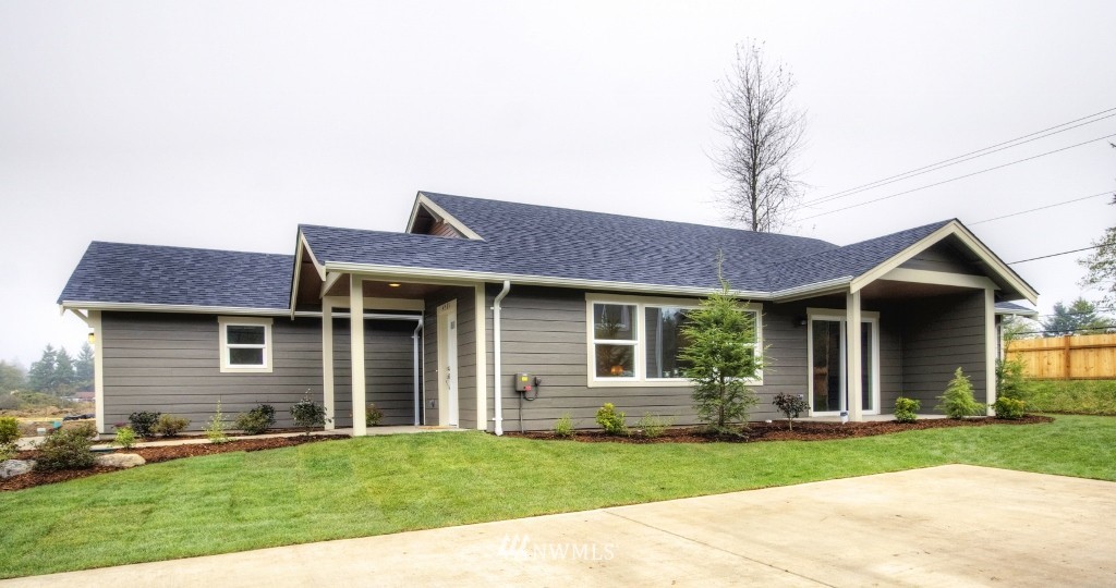 4585 Hall Road Blaine, WA 98230 - Photo 2 of 24