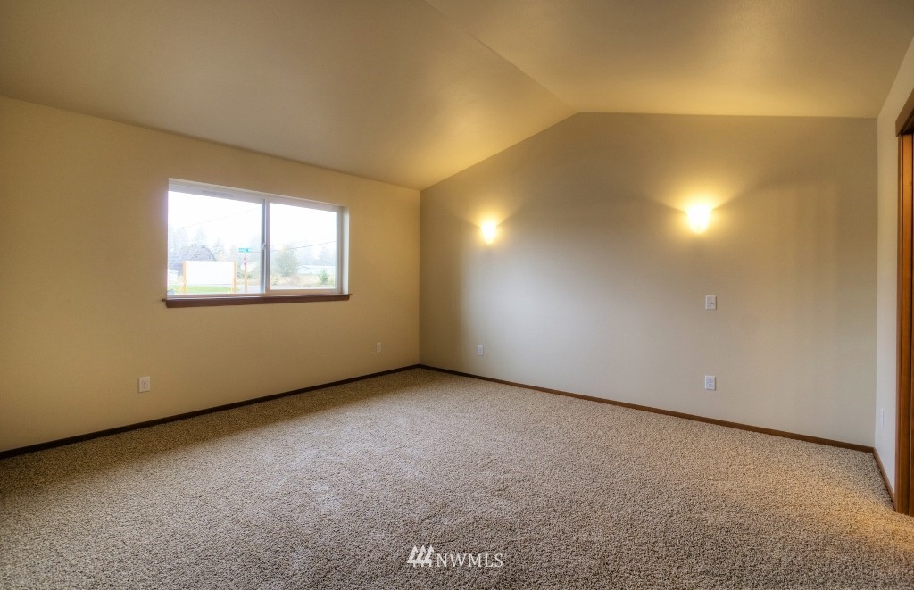 4585 Hall Road Blaine, WA 98230 - Photo 15 of 24