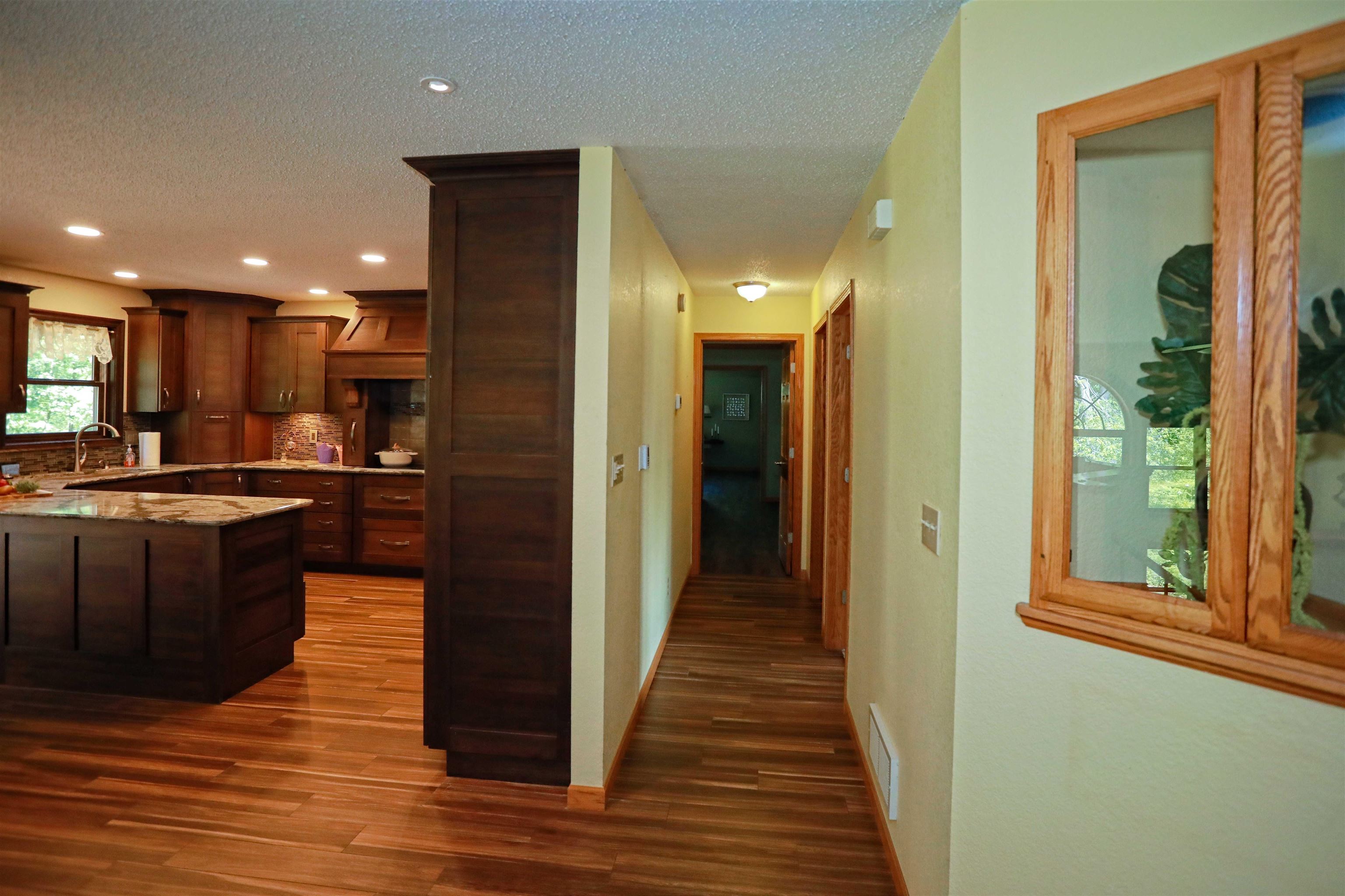 1424 Oxbow Road Stevens Point, WI 54482 - Photo 13 of 58