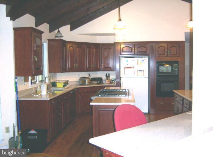15302 Merrifields Court Silver Spring, MD 20906 - Photo 30 of 30 Kitchen