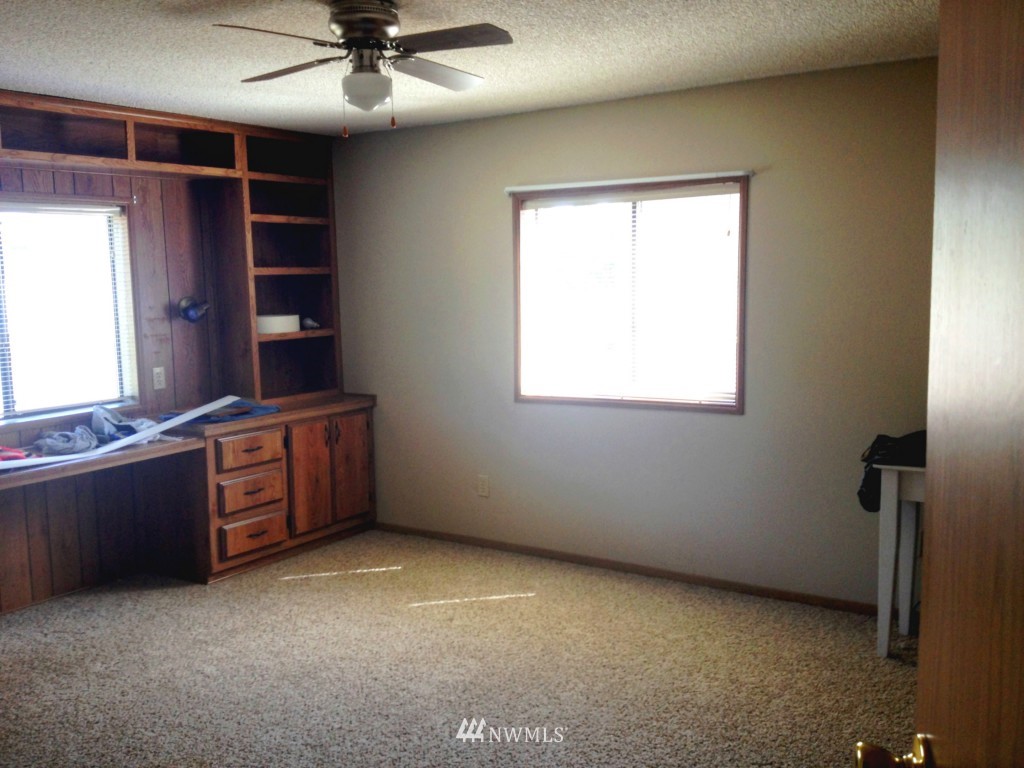 17 Rustemeyer Road, Unit 2 Aberdeen, WA 98520 - Photo 13 of 15 Gallery Image 13
