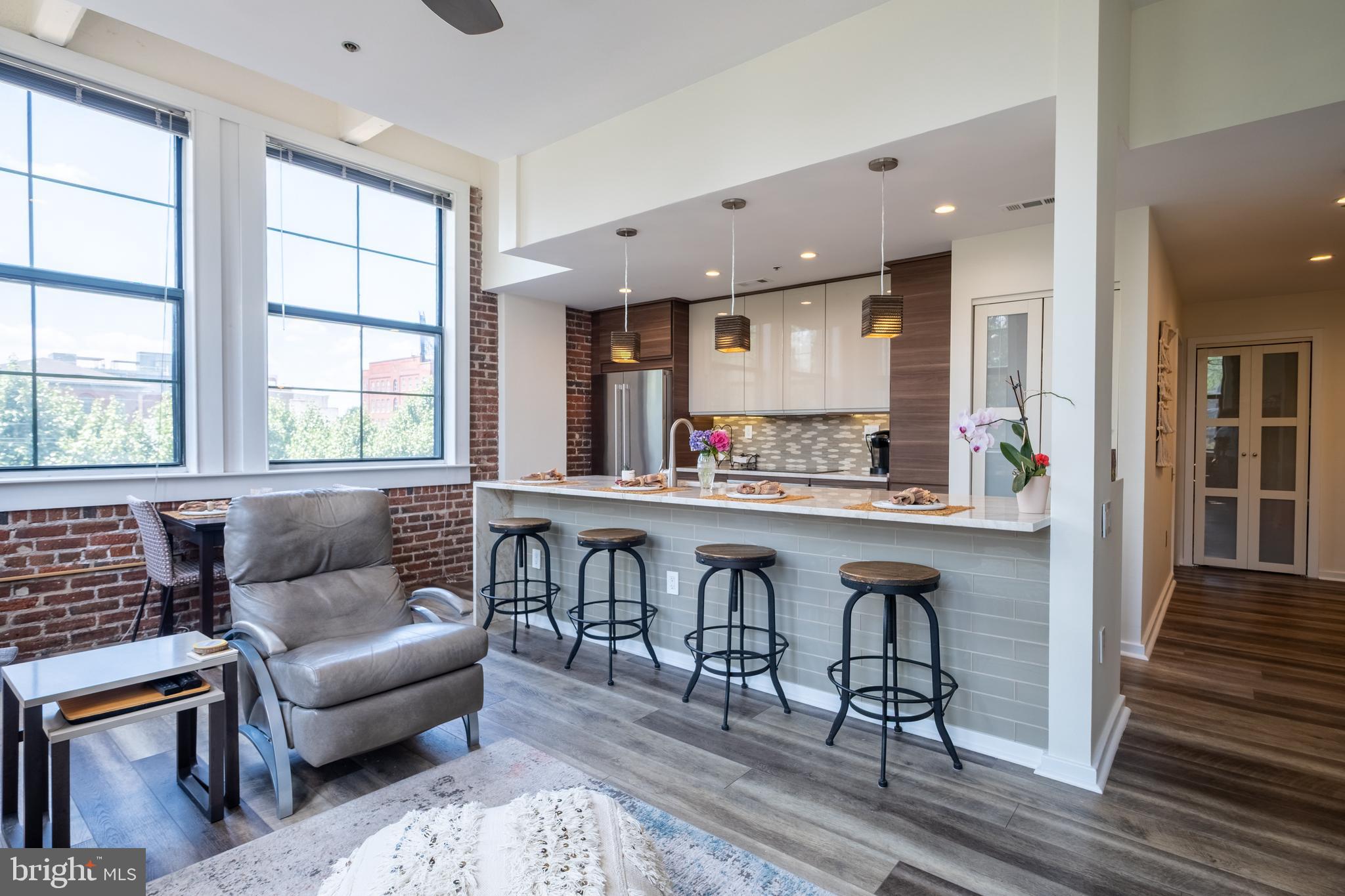 315 New Street, Unit 321 Philadelphia, PA 19106 - Photo 14 of 38