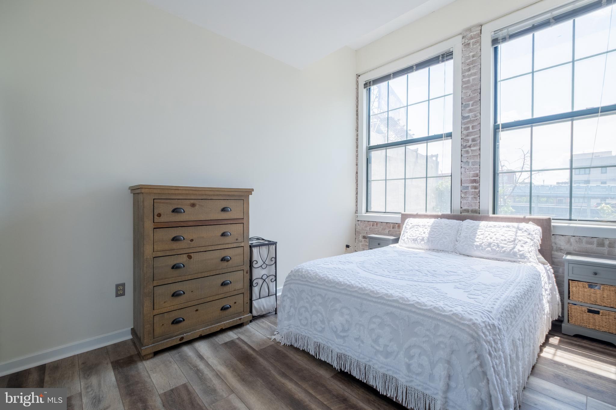 315 New Street, Unit 321 Philadelphia, PA 19106 - Photo 19 of 38