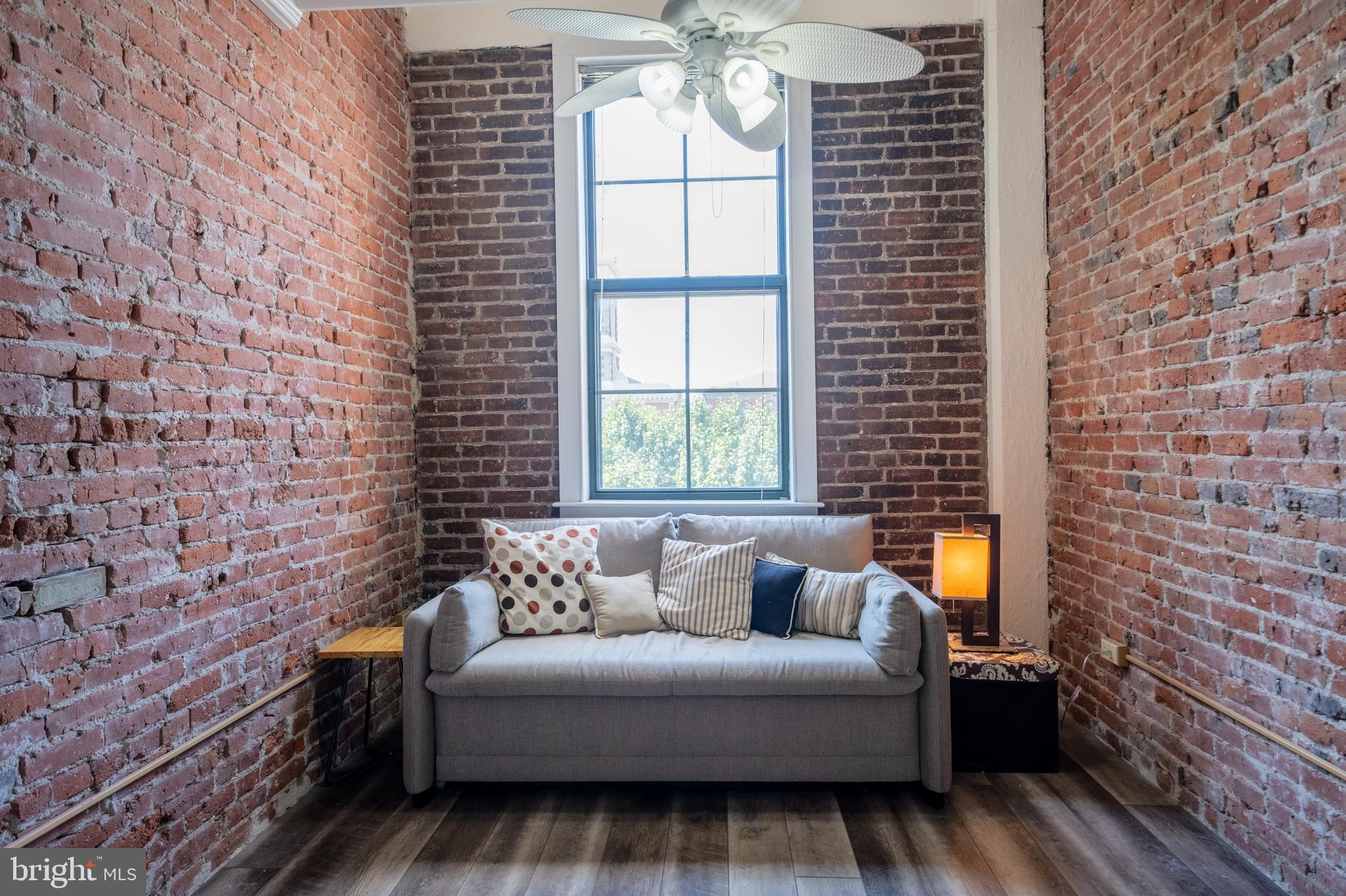 315 New Street, Unit 321 Philadelphia, PA 19106 - Photo 23 of 38