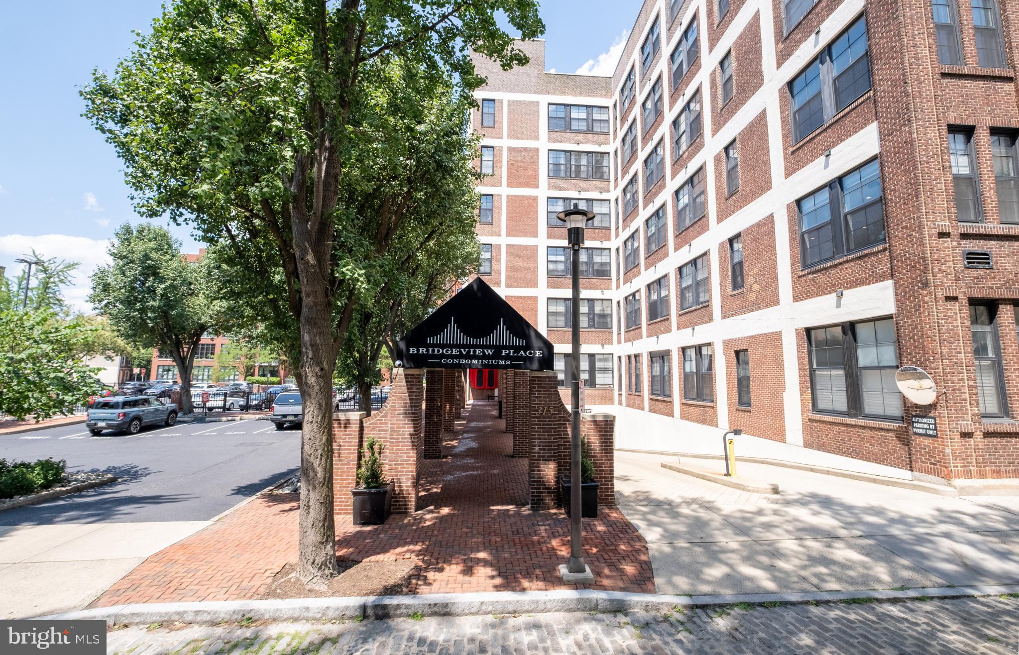 315 New Street, Unit 321 Philadelphia, PA 19106 - Photo 30 of 38