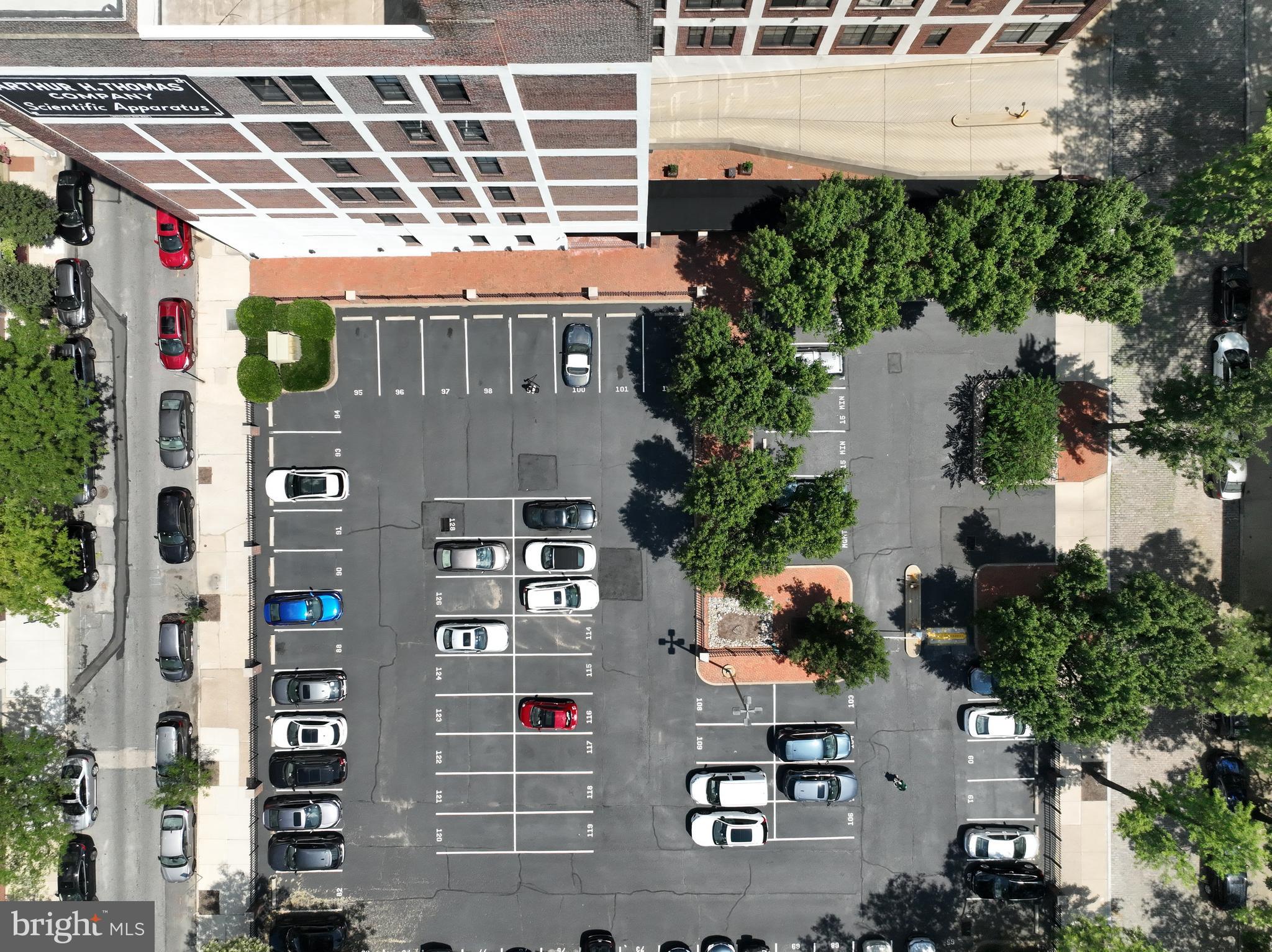 315 New Street, Unit 321 Philadelphia, PA 19106 - Photo 32 of 38