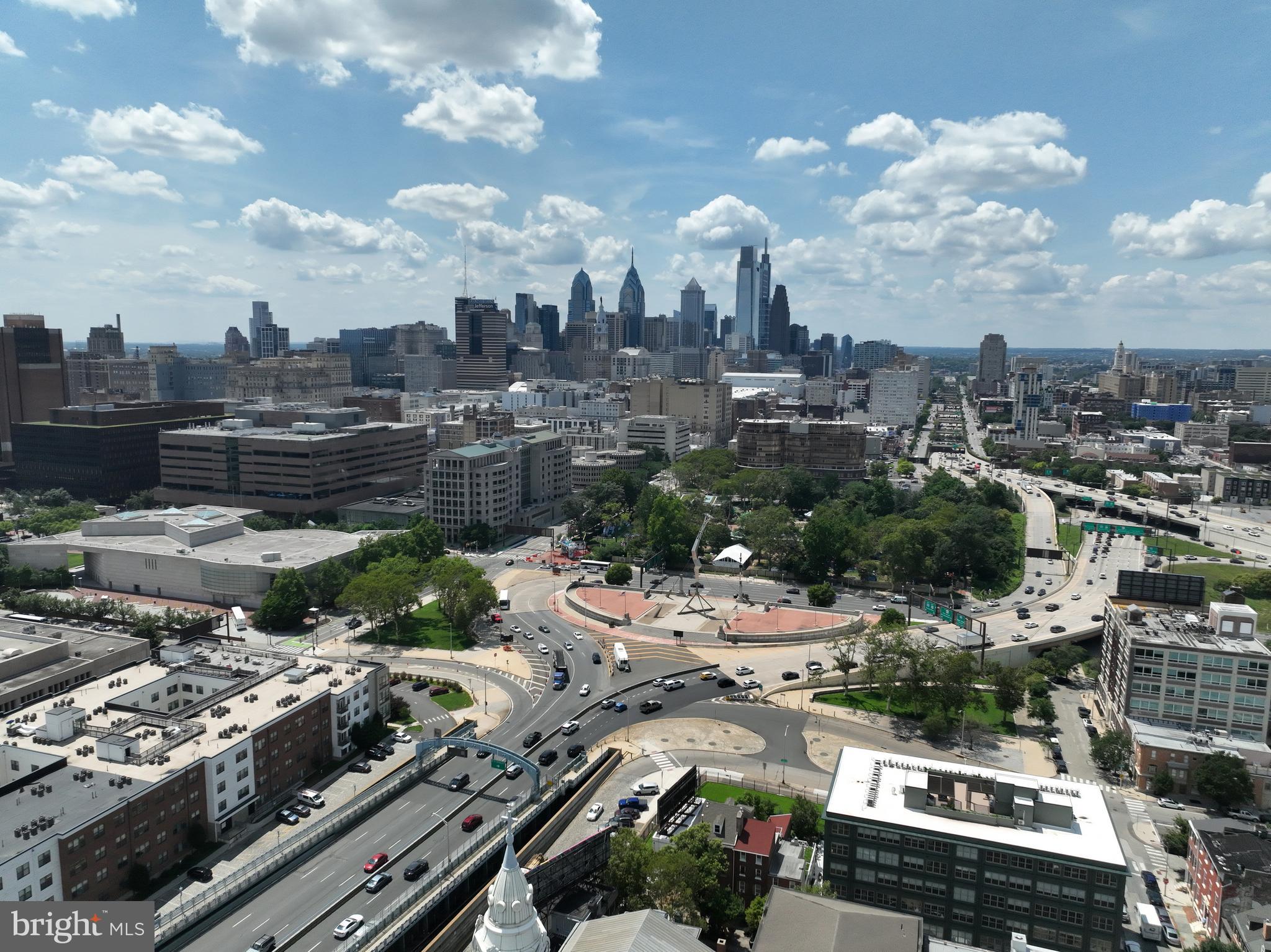 315 New Street, Unit 321 Philadelphia, PA 19106 - Photo 35 of 38