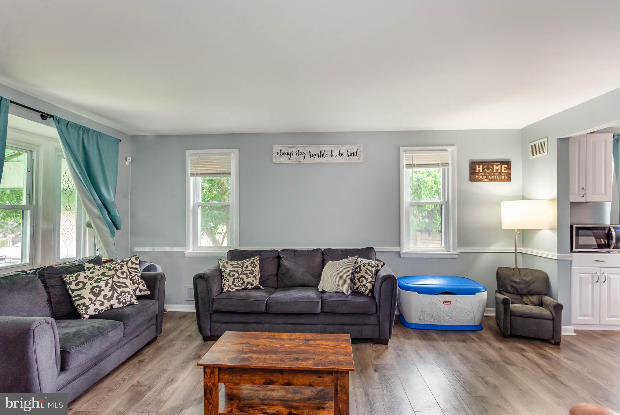 2054 Jasmine Road Dundalk, MD 21222 - Photo 5 of 40