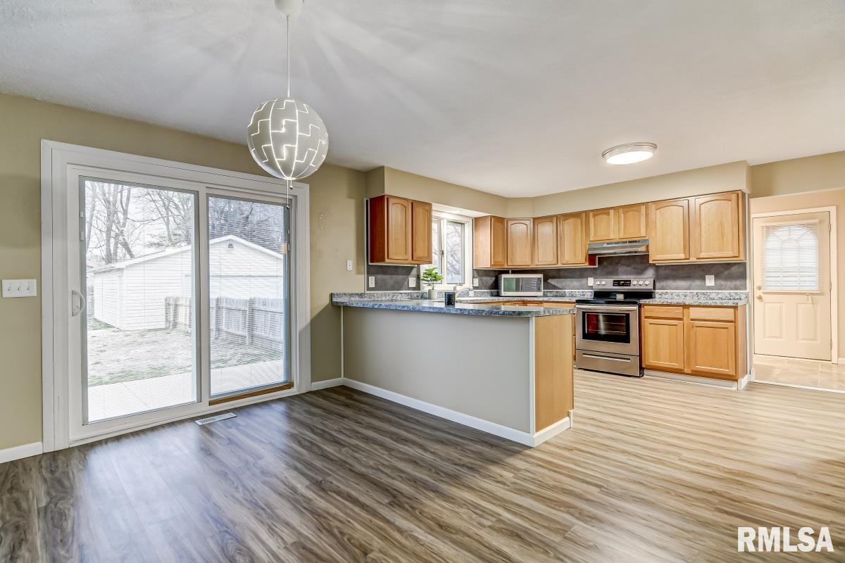 229 Hawkeye Way Springfield, IL 62707 - Photo 7 of 34