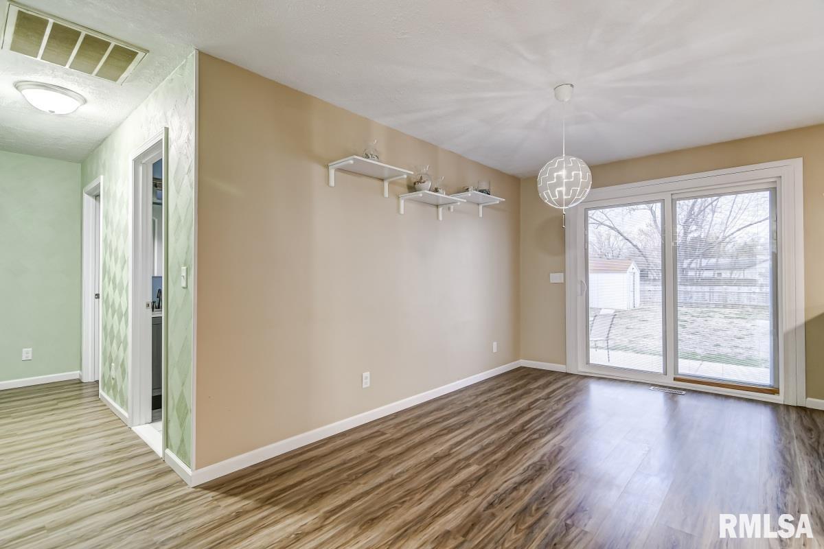 229 Hawkeye Way Springfield, IL 62707 - Photo 8 of 34