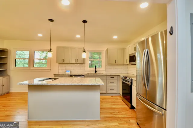 $450,000 | 225 Sherwood Drive, Athens, GA 30606