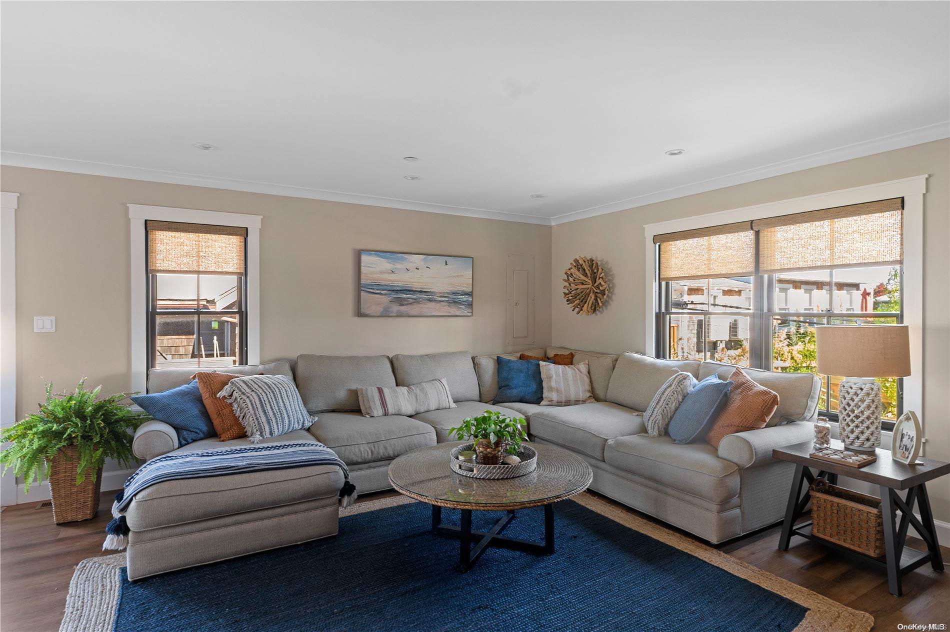 181 Wilmot Road Ocean Beach, NY 11770 - Photo 7 of 28