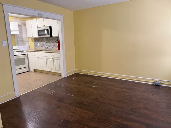 $1,950 | 1916 Magellan Avenue, Unit 2, Atlantic City, NJ 08401