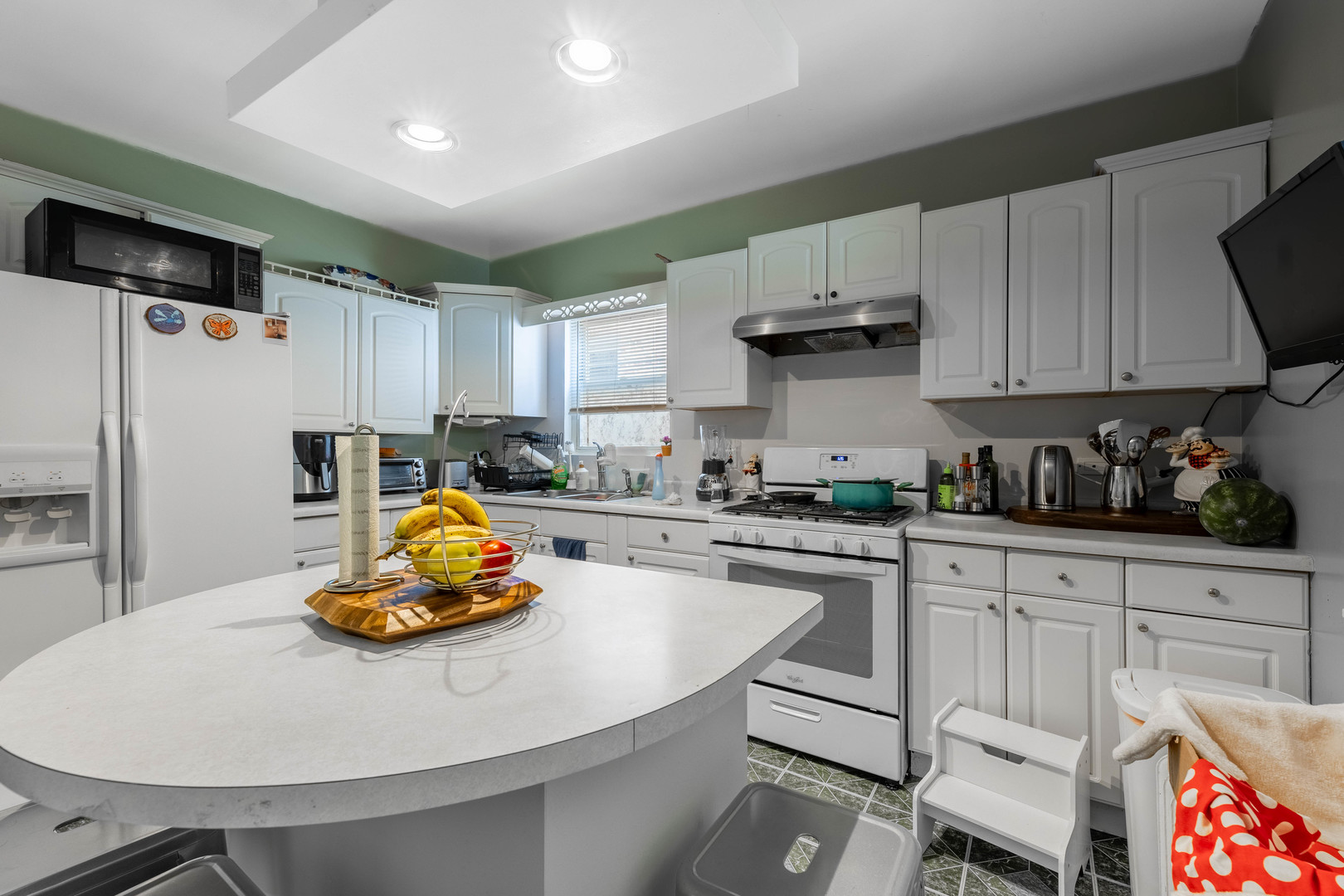 4843 West George Street Chicago, IL 60641 - Photo 8 of 16 Gallery Image 8