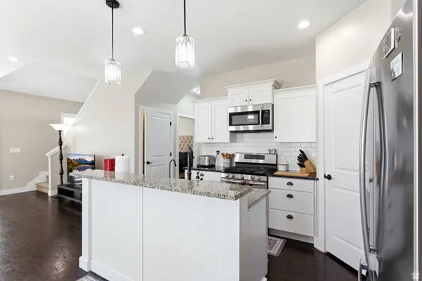 $499,900 | 1721 Hollow Cedar Lane, Unit 1, Riverton, UT 84065