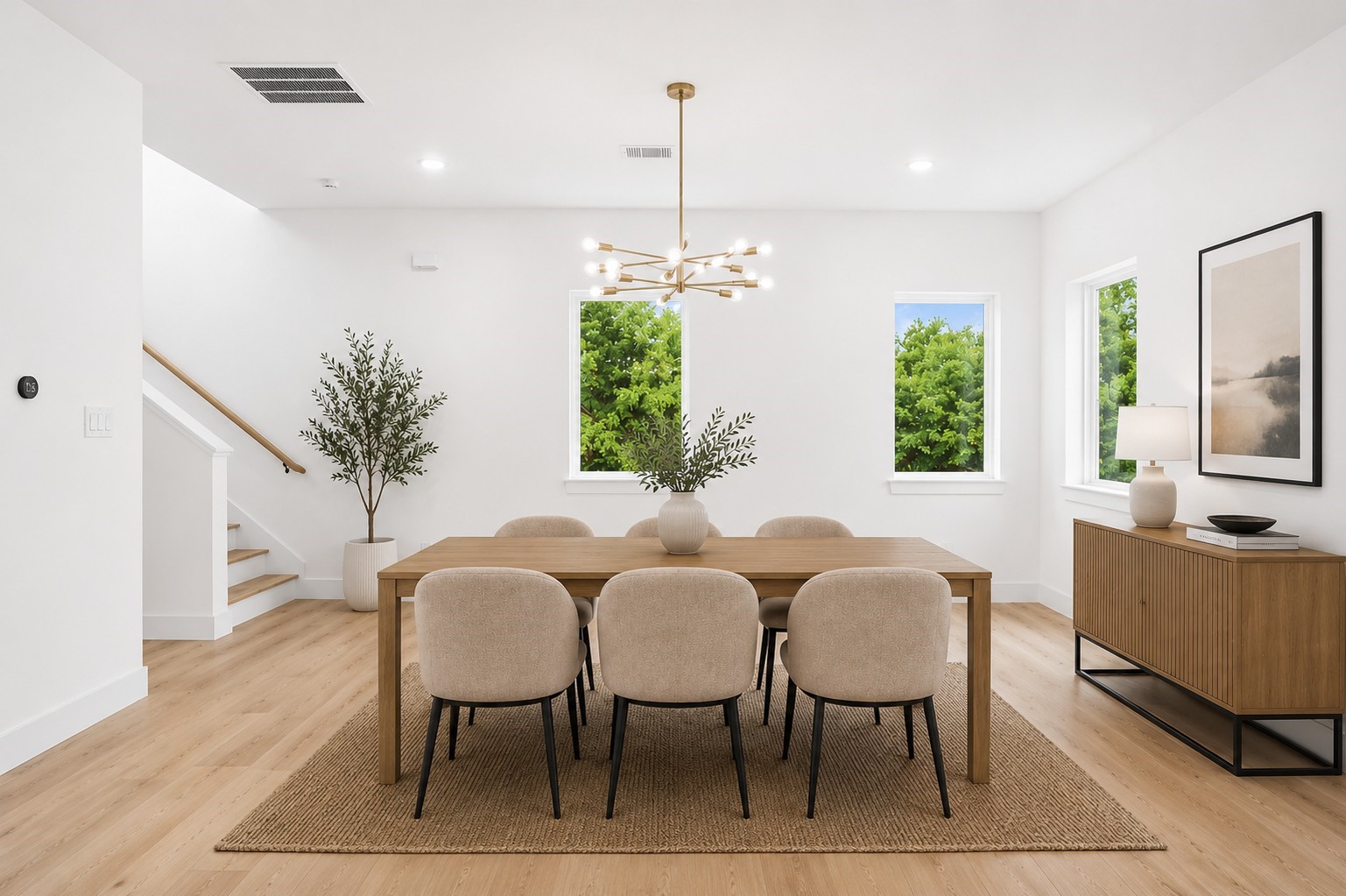 3335 Kilgore Street Houston, TX 77021 - Photo 10 of 27 View of dining area. Photo is virtually staged.