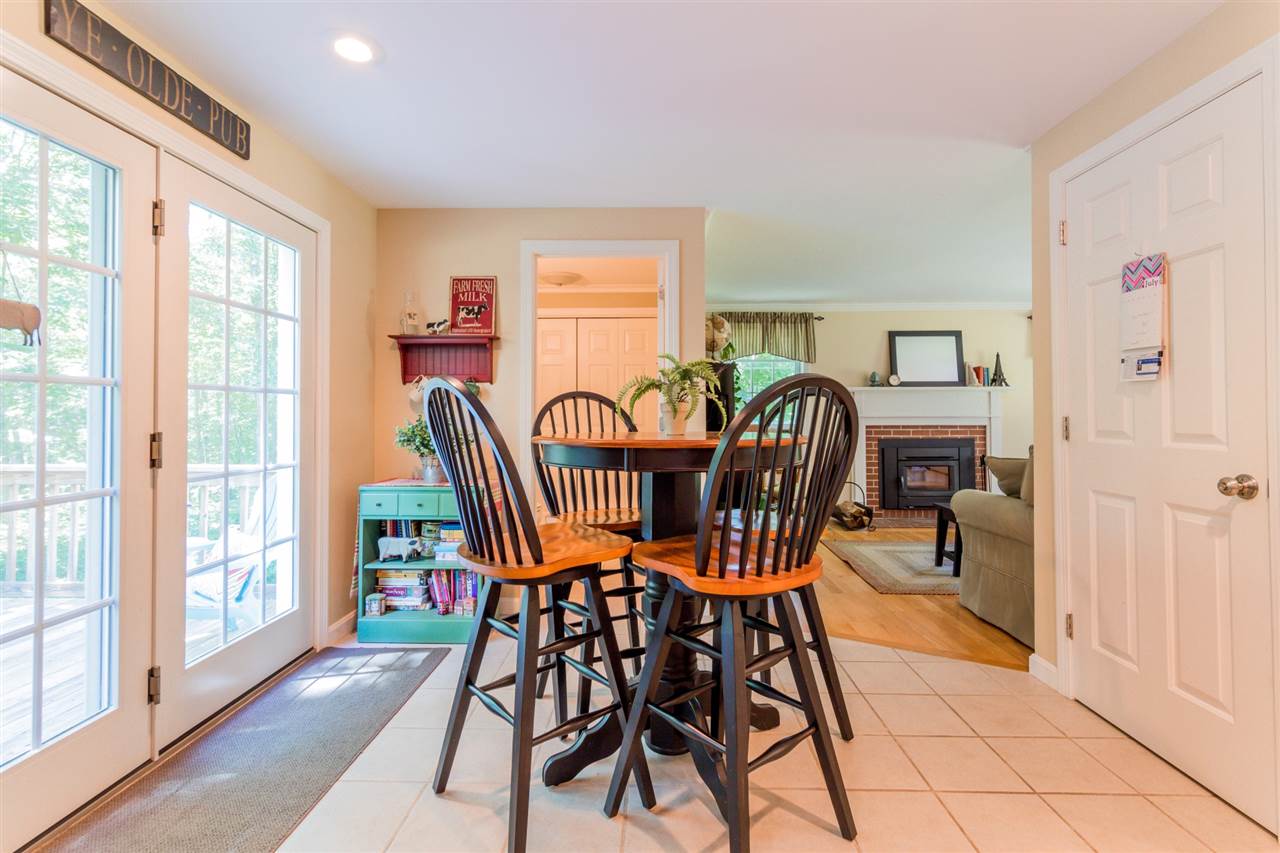 157 Ash Swamp Road Newmarket, NH 03857 - Photo 13 of 37