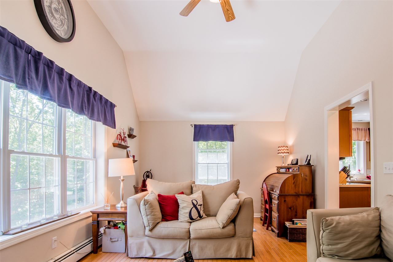 157 Ash Swamp Road Newmarket, NH 03857 - Photo 19 of 37