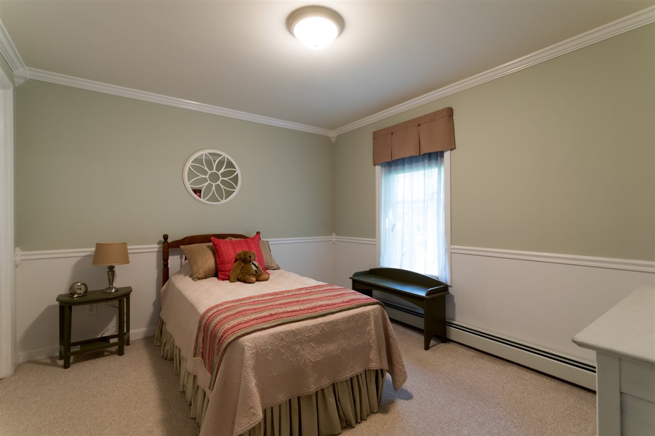 157 Ash Swamp Road Newmarket, NH 03857 - Photo 24 of 37