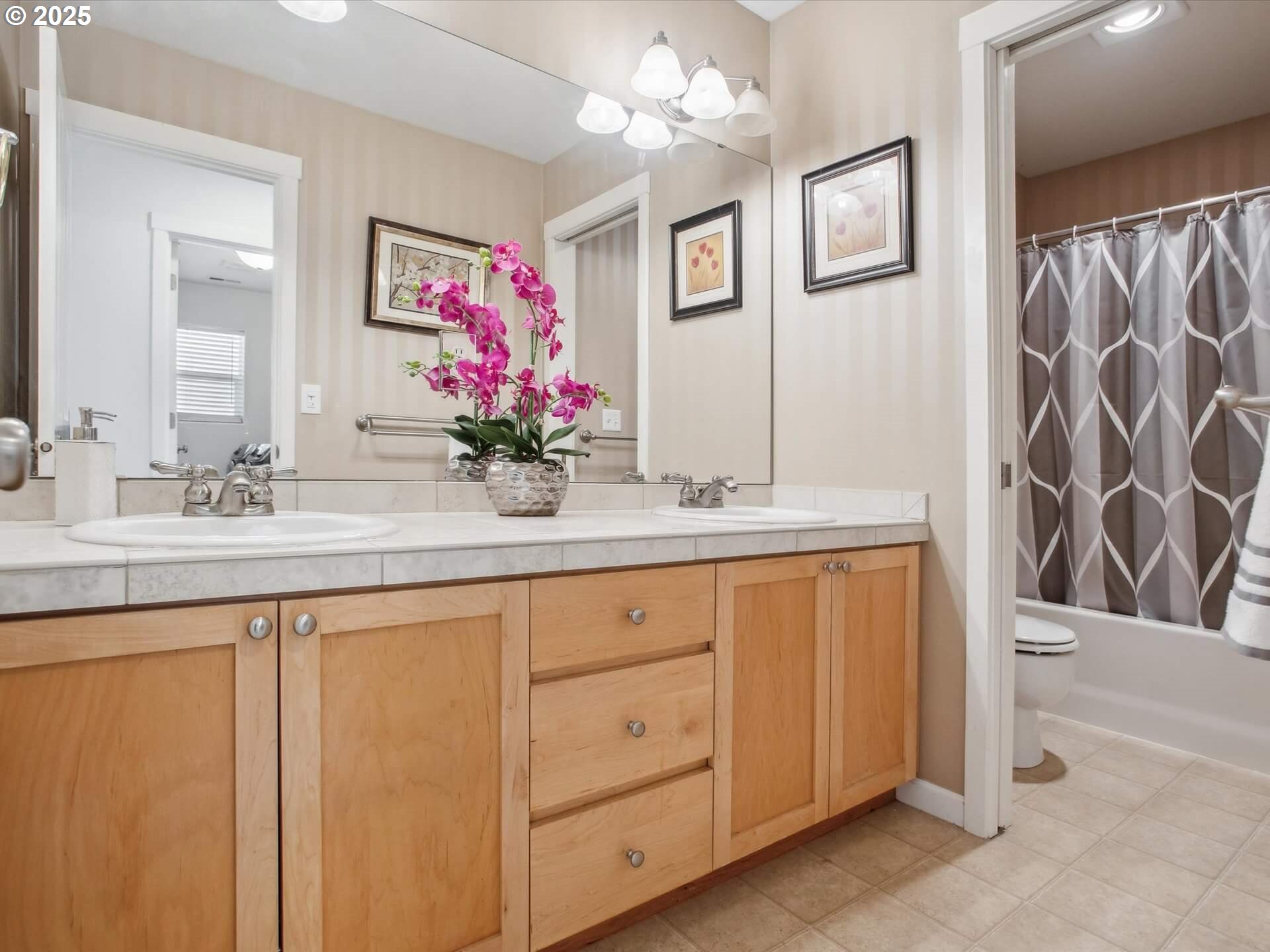 14775 Southwest Citrine Way Beaverton, OR 97007 - Photo 2 of 39 Gallery Image 2