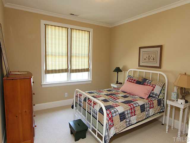 3004 Wyntree Ridge Way Raleigh, NC 27606 - Photo 18 of 25 Nice sized bedrooms joined by a buddy bath