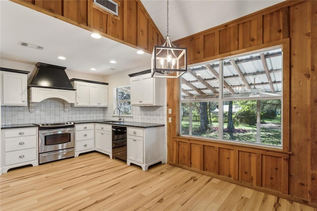 21316 Pat Obrien Road Covington, LA 70435 - Photo 7 of 42 Gallery Image 7
