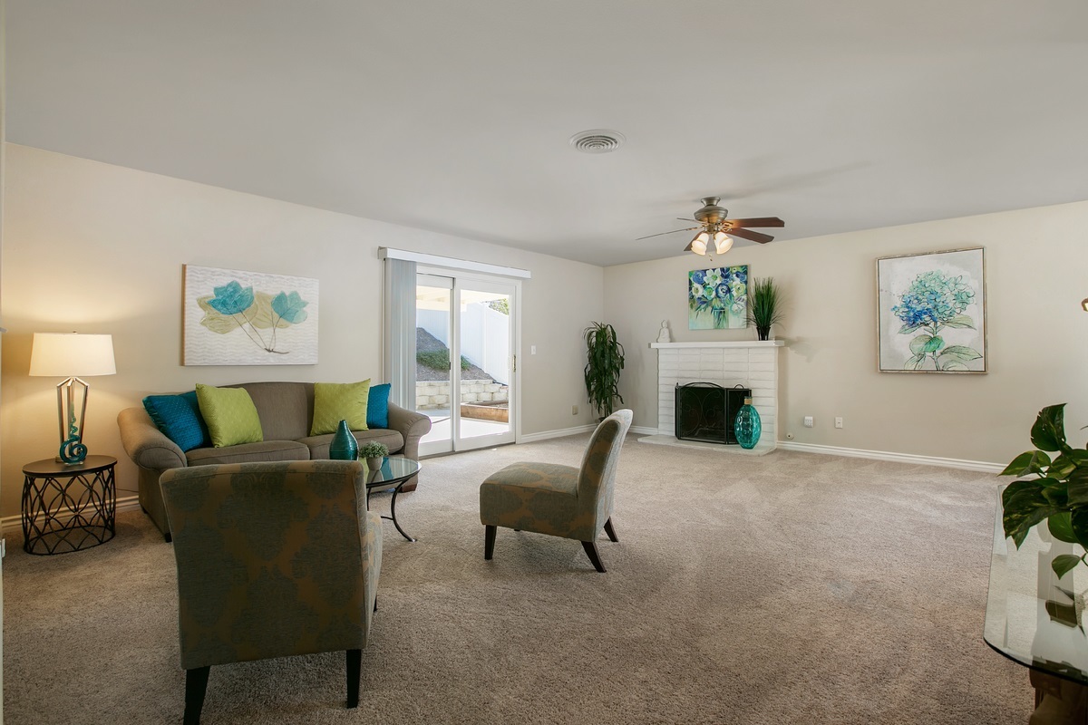 13723 Tobiasson Road Poway, CA 92064 - Photo 4 of 12