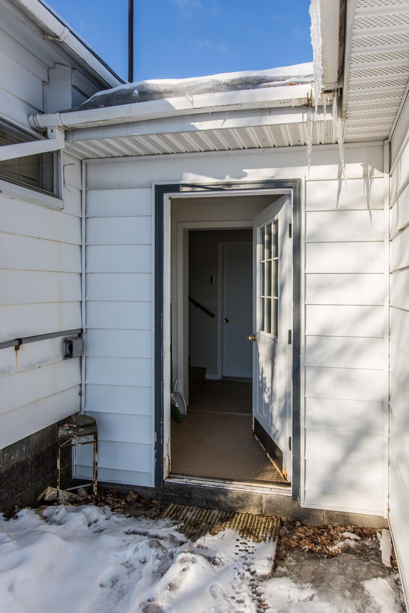 602 Pine Street Cheboygan, MI 49721 - Photo 5 of 20 Gallery Image 5