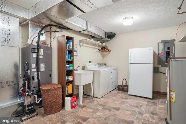 $400,000 | 247 Dogwood Drive, Mount Jackson, VA 22842