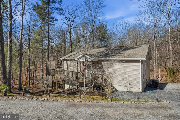 $400,000 | 247 Dogwood Drive, Mount Jackson, VA 22842