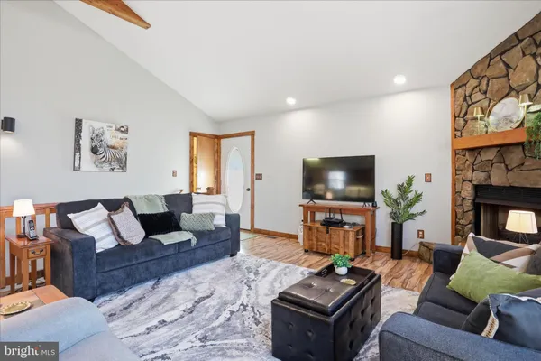 $400,000 | 247 Dogwood Drive, Mount Jackson, VA 22842