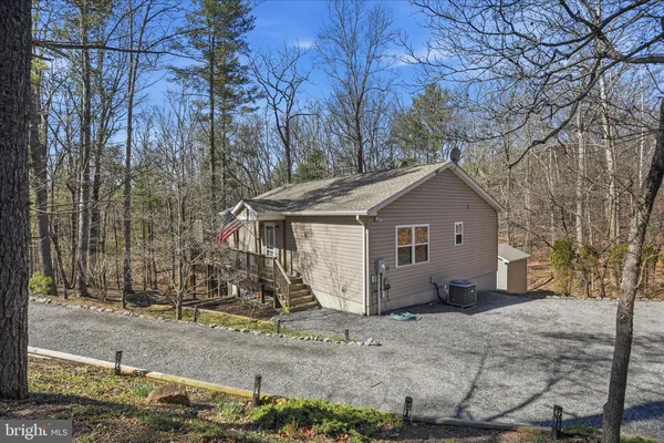 $400,000 | 247 Dogwood Drive, Mount Jackson, VA 22842