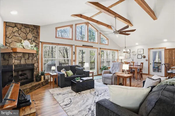 $400,000 | 247 Dogwood Drive, Mount Jackson, VA 22842