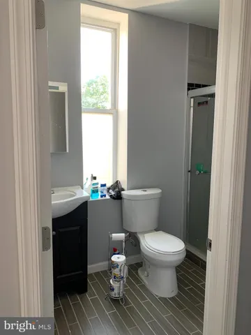 $1,850 | 838 Corinthian Avenue, Unit 3, Philadelphia, PA 19130