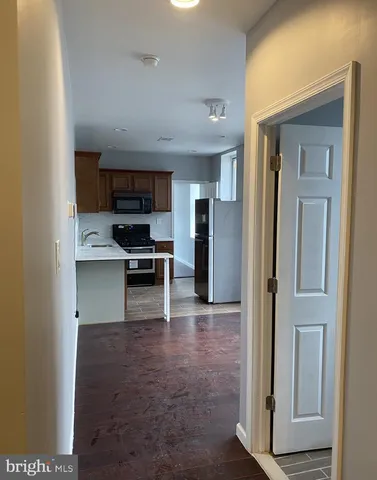 $1,850 | 838 Corinthian Avenue, Unit 3, Philadelphia, PA 19130