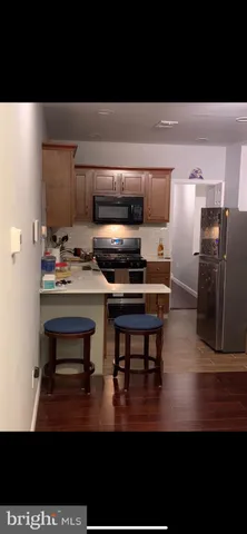 $1,850 | 838 Corinthian Avenue, Unit 3, Philadelphia, PA 19130