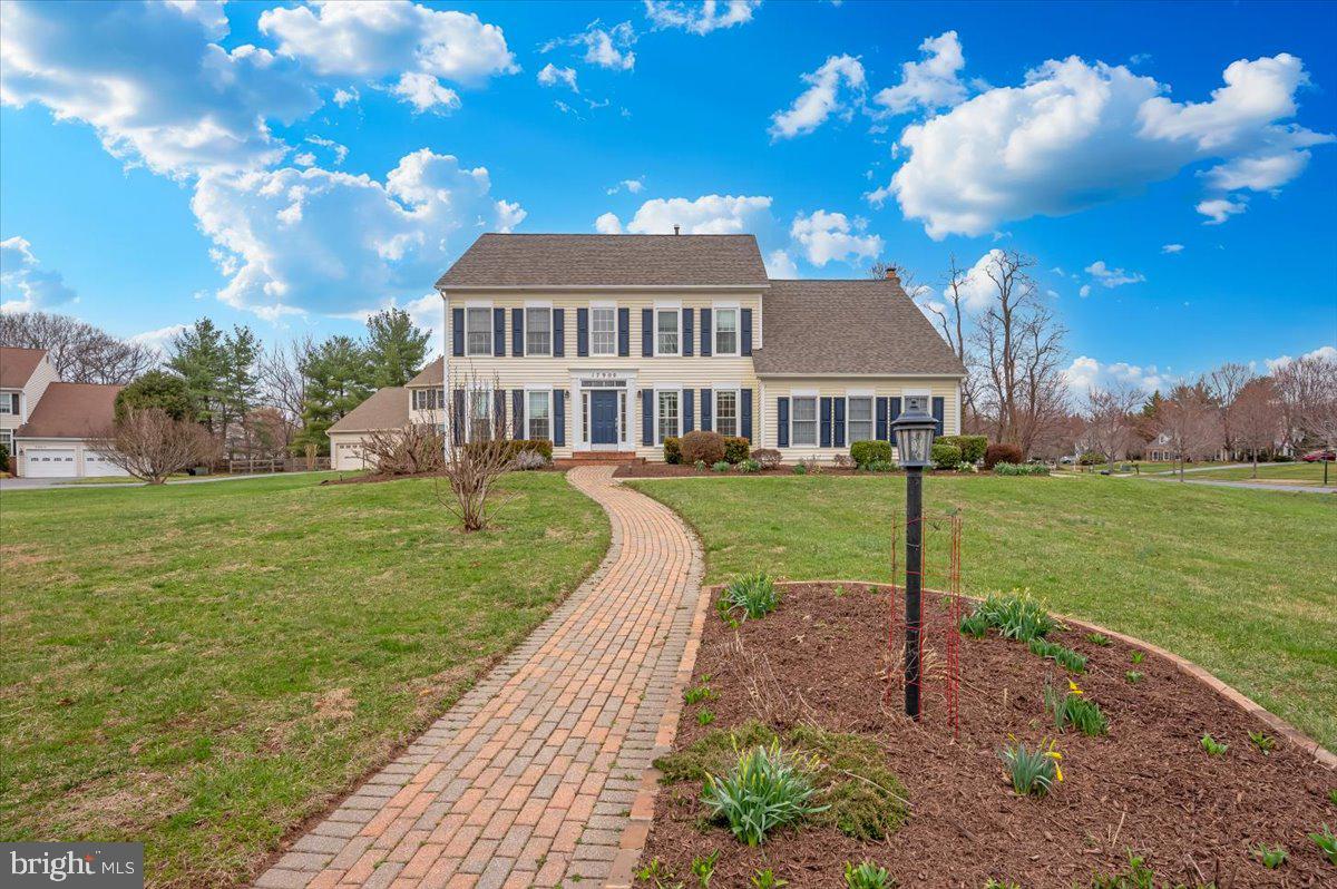 17900 Hickman Street Poolesville, MD 20837 - Photo 66 of 97 Brick Walkway