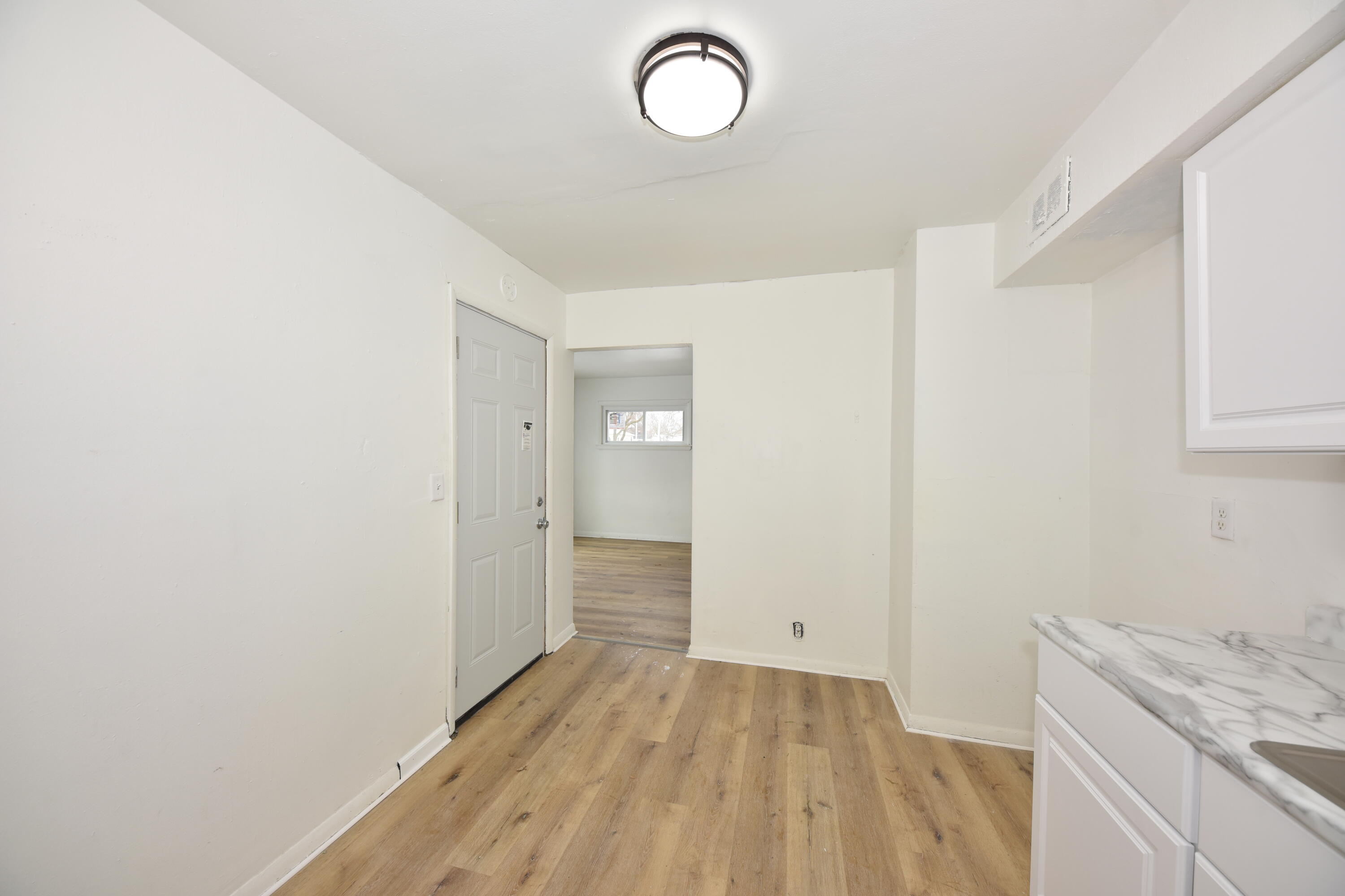 5754 North 65th Street Milwaukee, WI 53218 - Photo 7 of 26 EUP_2624