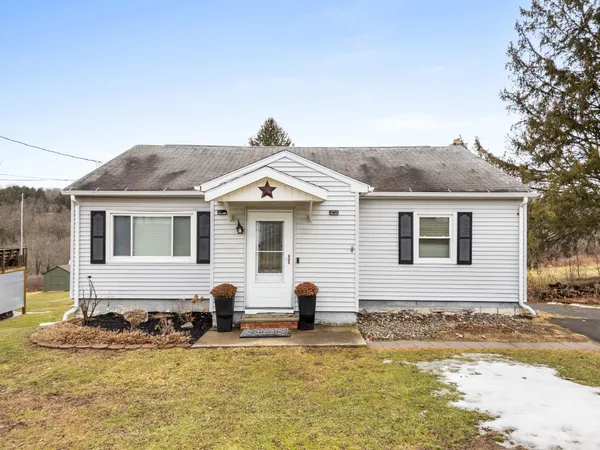 $189,999 | 325 Boswell Hill Road, Endicott, NY 13760