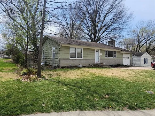 $225,000 | 1025 East Elm Street, Olathe, KS 66061