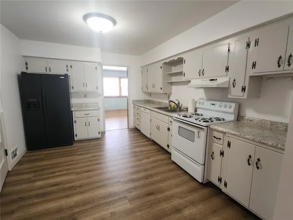 $225,000 | 1025 East Elm Street, Olathe, KS 66061