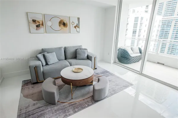 $4,800 | 1080 Brickell Avenue, Unit 3904, Miami, FL 33131
