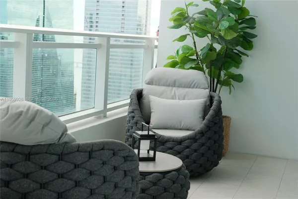 $4,800 | 1080 Brickell Avenue, Unit 3904, Miami, FL 33131